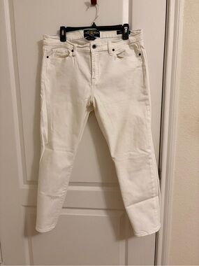 Lucky Brand Sofia Capri - White Straight-Leg Capri